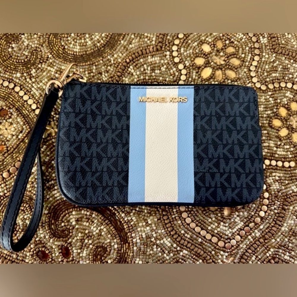Michael Kors Wristlet